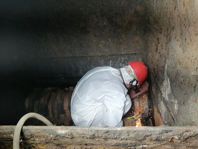 奮斗者的心聲 — 記四川天源達環?？萍加邢薰緳C修工王德成